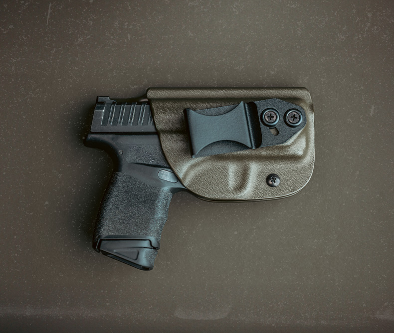 Springfield Hellcat on a IWB Holster from Vedder Holsters.