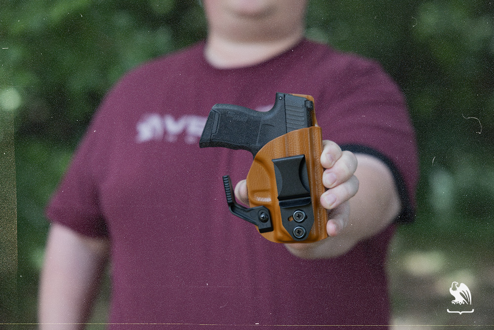 Fat Guy showing off his Vedder Holsters IWB LightTuck